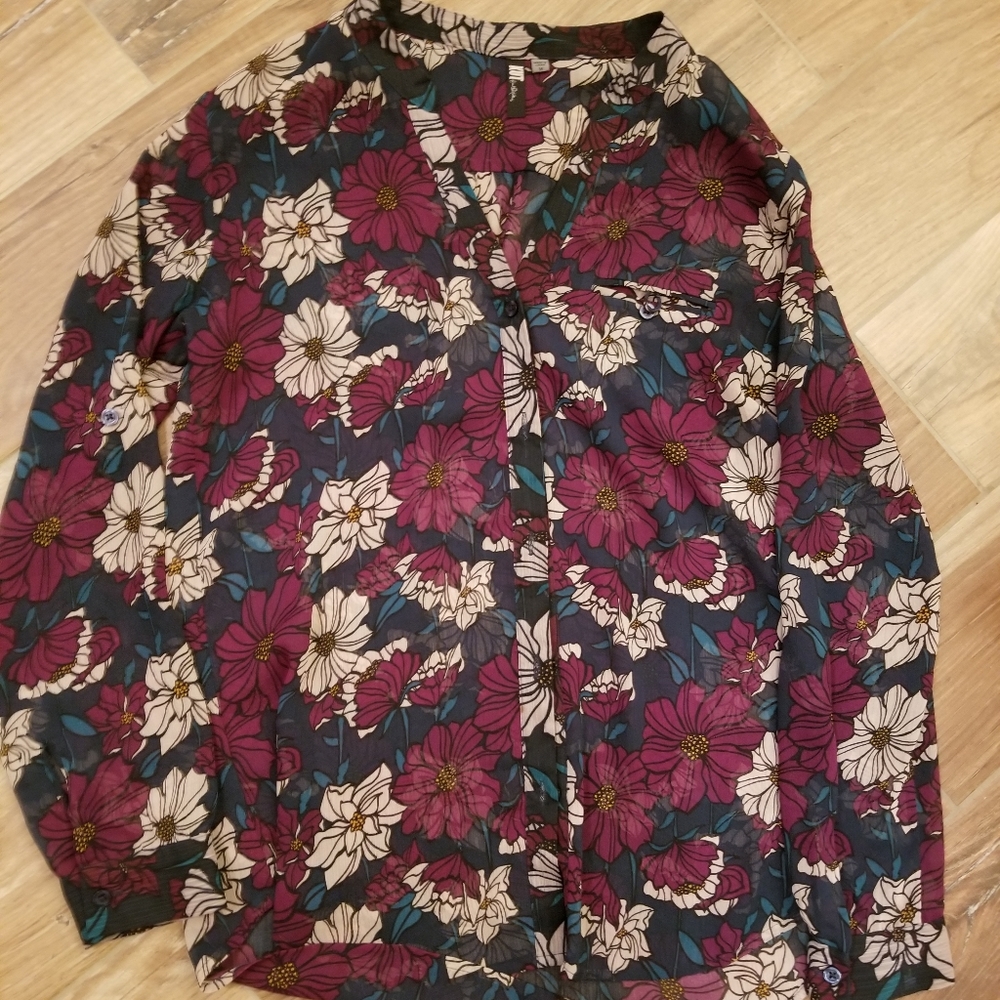 Sinclaire Button Down Blouse - Medium - image 2